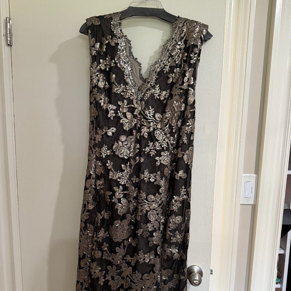 Tadashi Sequin/Lace Cocktail Dress